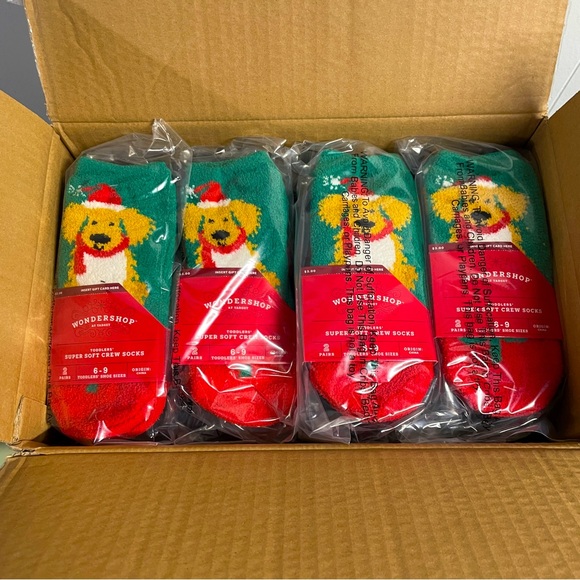12x 2-pk Christmas Fuzzy Wondershop Super Soft Crew Socks, Toddler Shoe Size 6-9 - Picture 1 of 2